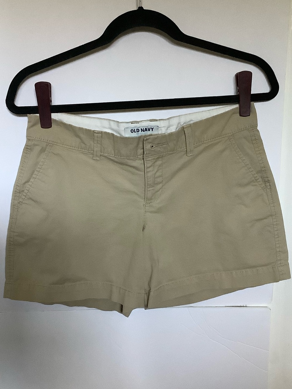 Old Navy-Women's Tan Chino Shorts-Size 2